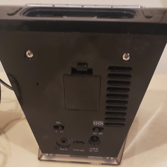 Ihome ipod sound alarm clock dock station player - Picture 3 of 4